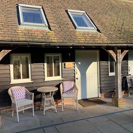 Stable Cottage ดอร์กิง ภายนอก รูปภาพ